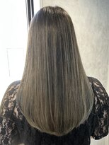 ラック(LUCK)&nbsp;バレイヤージュ/船橋/くすみベージュ/細めハイライト