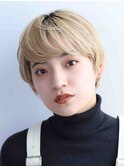 抜きっぱなしショートボブ　　学芸大学