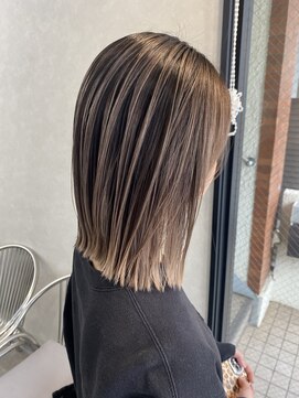 ジャンクス 千葉(junks) バレイヤージュ/グレージュ/TAIGA