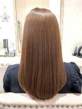 アクイール ピュール ヘア(Accueillir Pur hair)の写真/思わず触れたくなる様な柔らかい質感と、今までにない感動の手触りを叶える!お客様に合わせて薬剤を選定♪