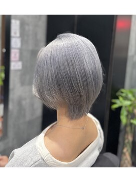 シェリール(Cherir) ブルーシルバー/ウルフカット