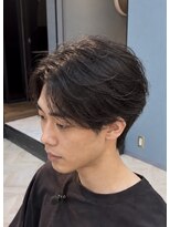 ピボット 梅田(PIVOT)&nbsp;【西梅田メンズ】自然な毛流れの大人センターパート