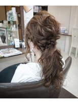 グランドヘアメイクノア(Grand Hair Make NOAH) ハーフアップ