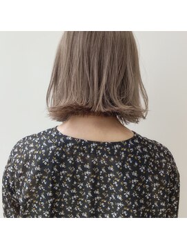 ブリンク(blink) 〈blink〉ラテベージュ