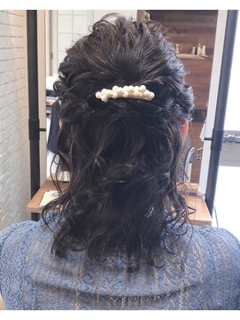 ザブックハンドサロン(The book hand salon) ヘアアレンジ