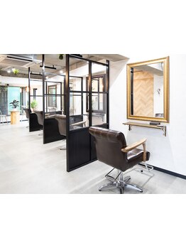 【丁寧な対応に定評アリ】1人1人に合わせたStyle提案でキレイが持続♪自宅でのお手入れもストレスフリー！