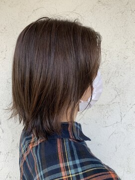 ベイス アワジ(BASE) 外ハネレイヤーボブ