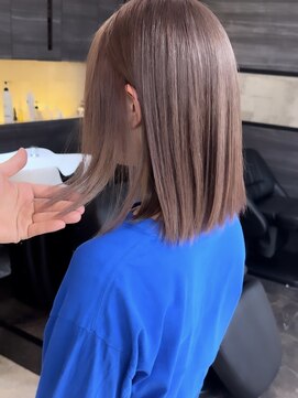 グロウ 上野御徒町(grow) ブリーチ2回/モーヴピンク/切りっぱなし/pixyyyyyy297