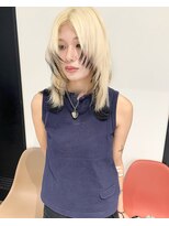 シピ バイ ブレス(shipi. by brace)&nbsp;ホワイトブロンド/ブラック/エンドカラー/顔まわりカット