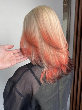 ブリッツ レボ(BLITZ-REVO) たまには癖強カラーs 10代20代30代 柏駅/柏美容室