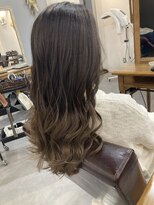 レイリー(LAiLy)&nbsp;ナチュラル　ロング　グラデーションカラー