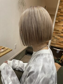 ルポ(rupo) ホワイトベージュ