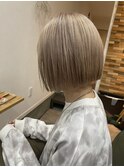 ホワイトベージュ