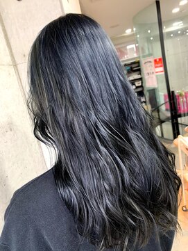 ニーゼロゼロナナ(2007) ブルーブラック