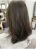 春カラー◎オリーブブラウンとレイヤーカット
