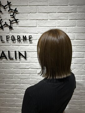ヘア スパ ビューティー エールフォルム(HAIR SPA BEAUTY YELLFORME) 外ハネボブ×グレージュカラー
