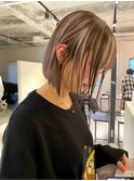 デザインカラーコントラストハイライト切りっぱなしボブ