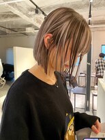 ルーム(Loom.)&nbsp;デザインカラーコントラストハイライト切りっぱなしボブ