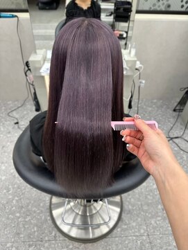 ロンドルピナス 小倉(Lond Lupinus) ブルーブラック/ワイドバング/美髪のススメ/外ハネボブ/北九州/