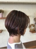 ショートボブ