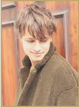 ジジバイワースホワイル(jiji by WORTH WHILE) フェザーショートサーフカールフェザーパーマシャドウパーマ