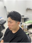 メンズショートフェードツーブロックツイストスパイラルパーマ
