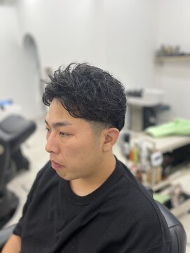 ヘアルームキムラ(HAIR ROOM KIMURA) メンズショートフェードツーブロックツイストスパイラルパーマ