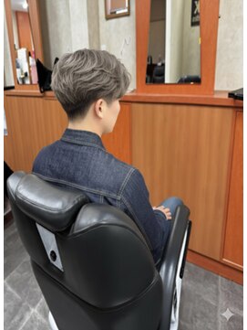 クリスタル(Cristal) シルバーベージュ