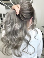 リノート バイ エゴル 太田川(Linoet by ENGOL)&nbsp;シャドウルーツバレイヤージュ/シルバーアッシュ/ハイトーン