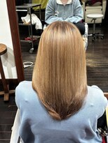 ウニヘアー(uni hair)&nbsp;パーマ＋ハイトーン毛も潤うツヤ髪へ