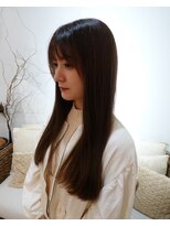 リゴッツ ドゥア プトゥリ(Regottz dua putri)&nbsp;前髪長くても綺麗を保つために4.24