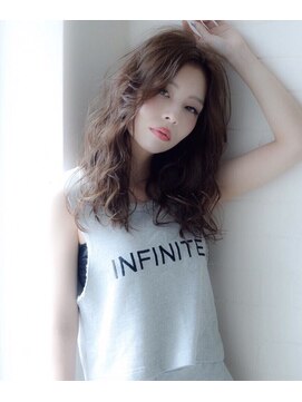 ラべリー 池袋(LOVELEY) ロブノーブルクラシカルバイヤージュパーマミディ