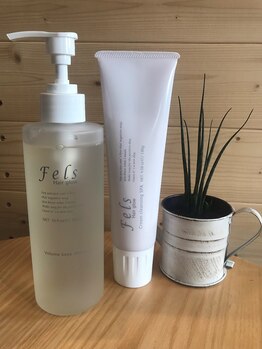 ジョリヘアー(joli hair)の写真/【癒し時間を堪能】お客様のご要望からシャンプー台でのクレンジングスパを導入☆短時間で頭皮ケア◎