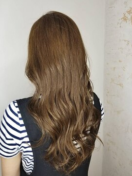 ジーナ 池袋(Zina) #イルミナ#アディクシー#デザインカラー