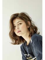 ティーシェル(TIECHEL)&nbsp;ミディアム、ウェーブ