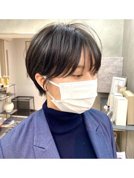 ヴェイン 渋谷(vain) 暗髪ショート/小顔/丸みショート