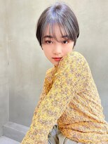 メーヴェ(Mowen)&nbsp;mowen 南堀江　丸みショート×オリーブカラー×大人可愛い