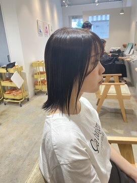 コレット 宇都宮(collet Gigi) ウルフ/マチルダボブ/ピンクベージュ/インナーグレージュ/暗髪