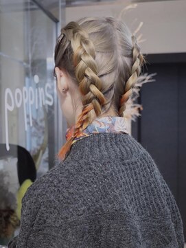 ポピンズ(poppins) テールカラー