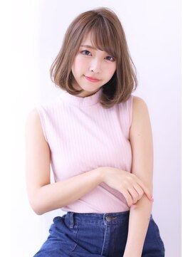 オーロ 池田店(ORO) 20代30代40代50代美髪ピンクブラウン切りっぱなしボブショート