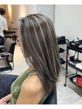 ブレンド 渋谷(BLend) ハイライトブルージュマチルダボブインナーグレージュ