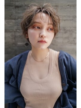 ギークス(GEEKS) 【GEEKS渋谷】アッシュベージュ/ニュアンスカラー/冬カラー/小顔