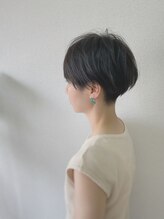 ヌ～ 刈り上げショート