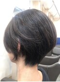ショートボブ