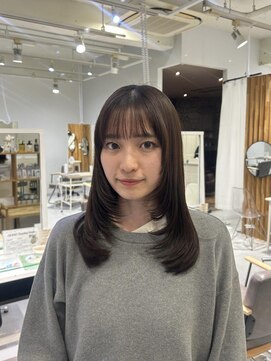 ネオリーブウリ 二子玉川店(Neolive uri) ミディアムヘア暗めカラーデザインカラーフェイスフレーミング