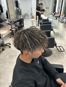 イーラ アメ村店(era) メッシュツイストパーマ/メンズ/刈り上げ/眉毛/ツイスト