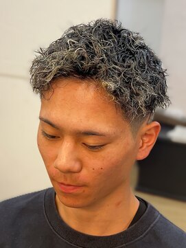 とこtoco ツイストメッシュパーマ