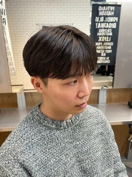 リレーションメンズヘアー(RELATION MEN'S HAIR) メンズウルフマンバン短髮ツイストパーマフェザーパーマ