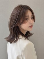 モト 船橋(moto)&nbsp;韓国ミディアムハッシュカット顔周りレイヤーシナモンカラー船橋