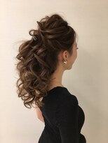 ヘアイズム ブランシュ(hair-ism BLanCHe) ポニー